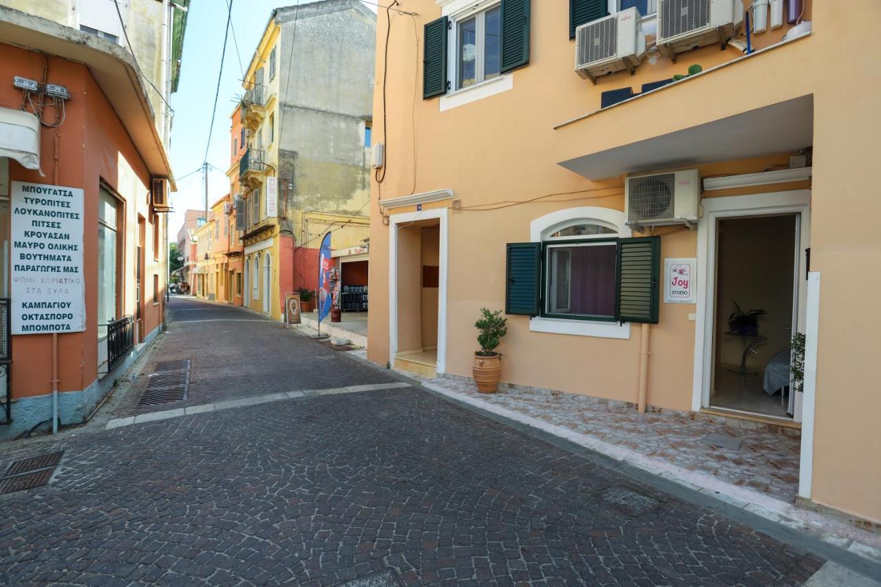 Joy New Port Studio Corfu Town Exterior photo
